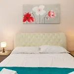Daire Guesthost - Santa Rita District Functional Flat