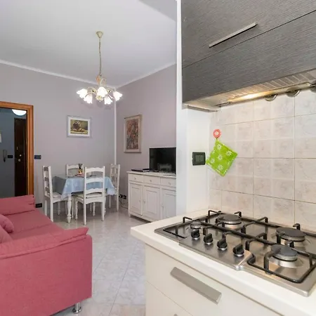 Santa Rita District Functional Flat Apartment *