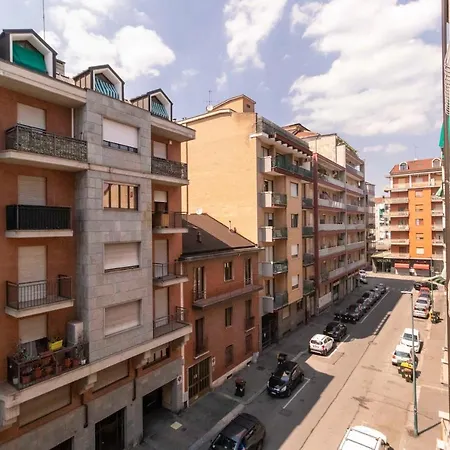 Guesthost - Santa Rita District Functional Flat Appartement Turijn