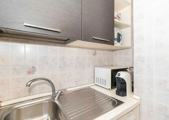 Guesthost - Santa Rita District Functional Flat Appartement Turijn