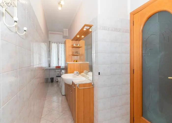 Guesthost - Santa Rita District Functional Flat Lägenhet Turin