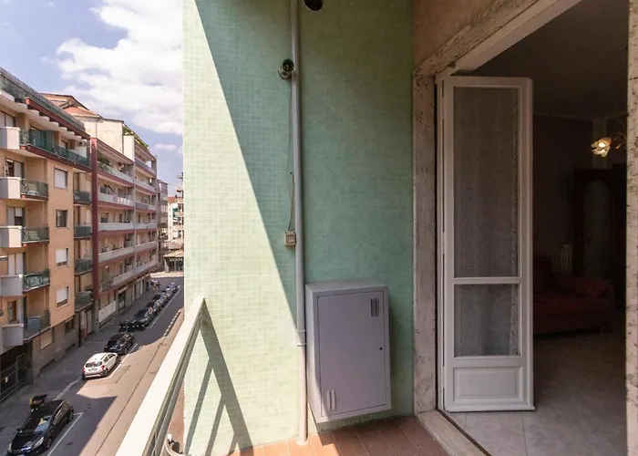 Guesthost - Santa Rita District Functional Flat * Turin