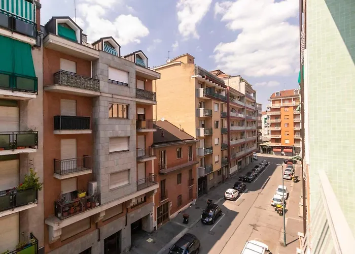 Guesthost - Santa Rita District Functional Flat Apartment Turin